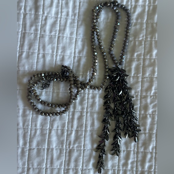 NY&Co Beaded Long Necklace pair. - Picture 9 of 14